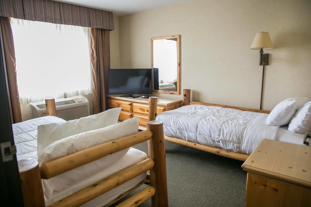 Thumper Pond Resort Ottertail Exterior foto